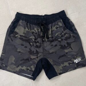 HVIII Men's Camouflage Shorts - Black and Green